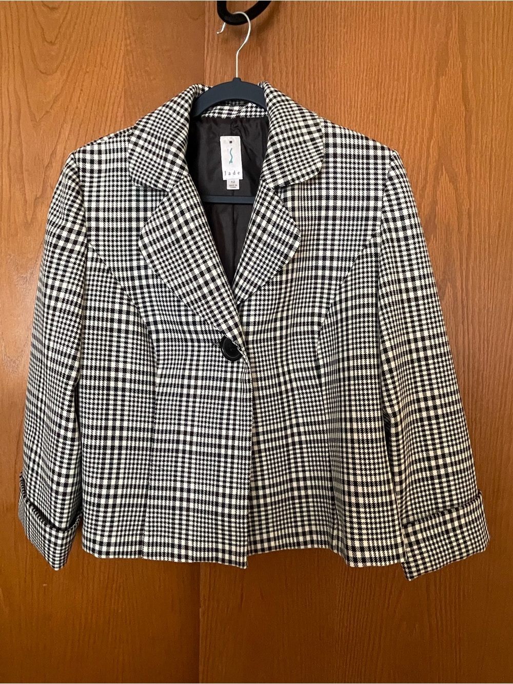 Jade Black & White Single-Button Blazer